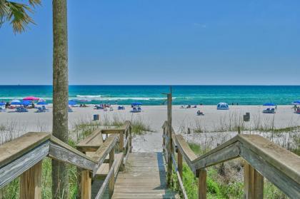 Holiday Fin - HEATED Pool & Hot Tub! Game Tables! Beachfront!!! - image 9