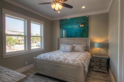 Making Waves - Huge HEATED Beachfront Pool & Hot Tub! Best in PCB! - image 18