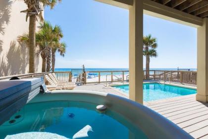 The Pelicans Nest Beachfront 4 Bdrm 4 and half Bath Home with Pool and Hot Tub - image 8