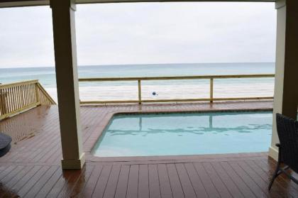 The Lighthouse 6 Bd Home with Beachfront Pool and Hot Tub - image 15