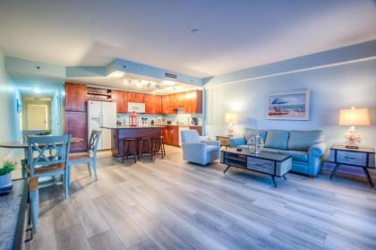 Laketown Wharf 219! New unit 1 BD 2 bath And Amazing Amenities! - image 13