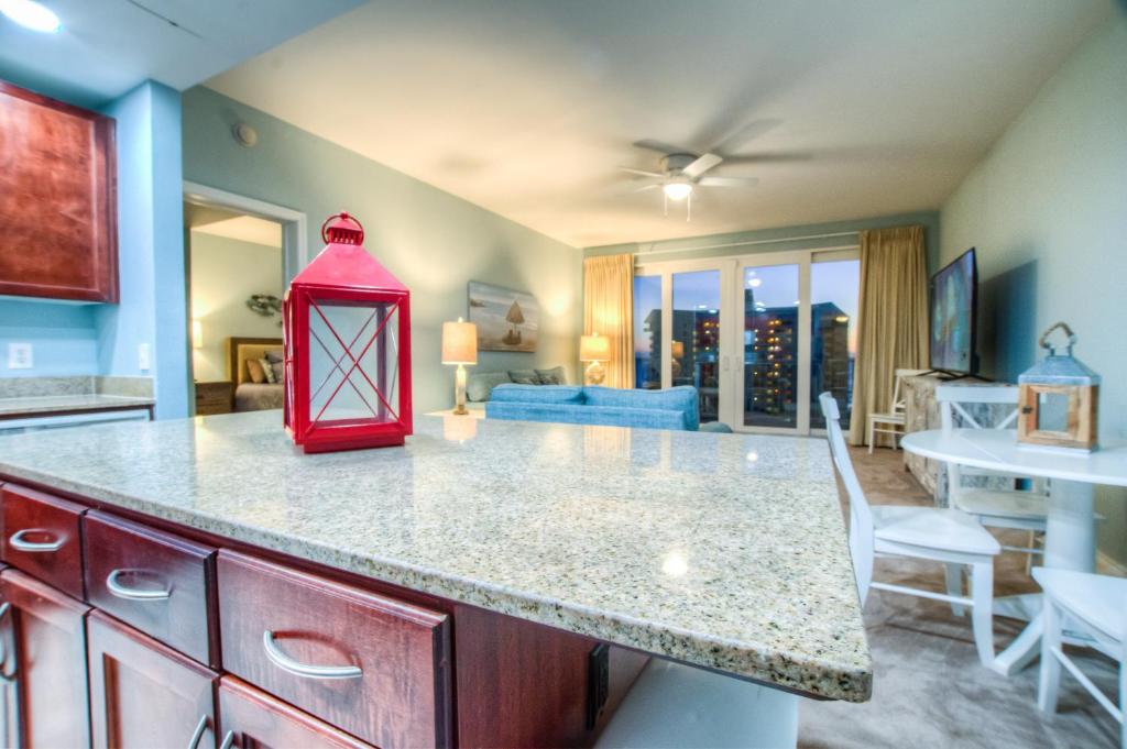 Laketown Wharf 611 Gulf View Great Location And Awesome Amenities! - image 2