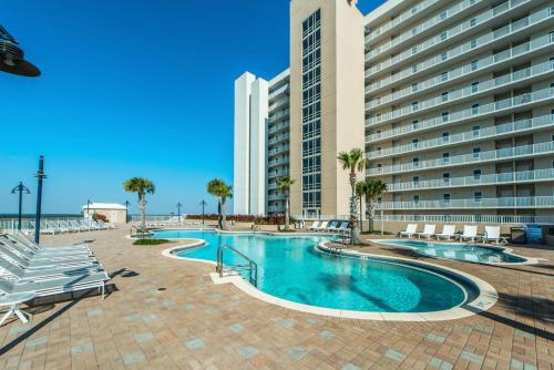 Laketown Wharf 1031 by RealJoy Vacations - image 3