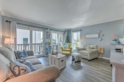 Recently Renovated PCB Condo Steps to Beach! - image 1