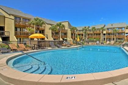 Recently Renovated PCB Condo Steps to Beach! - image 3