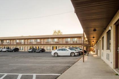 Days Inn by Wyndham Panguitch - image 5