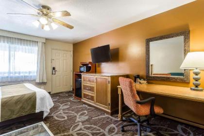 Quality Inn Bryce Canyon - image 3