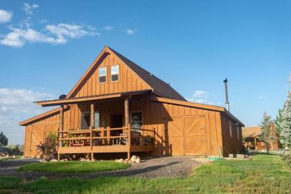 Beautiful 1 BR Barn Cabin - Perfect for Small Families - image 10