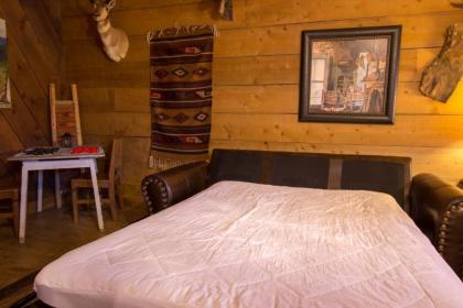 Beautiful 1 BR Barn Cabin - Perfect for Small Families - image 15