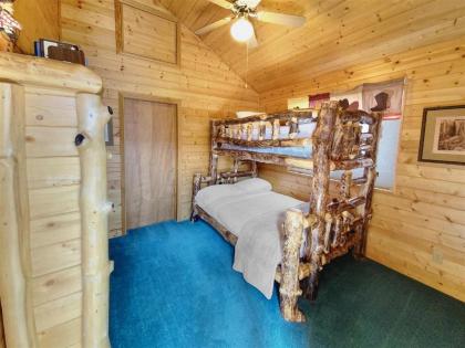 Scenic Panguitch Lake Cabin - image 15