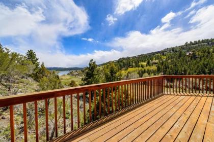 Scenic Panguitch Lake Cabin - image 4