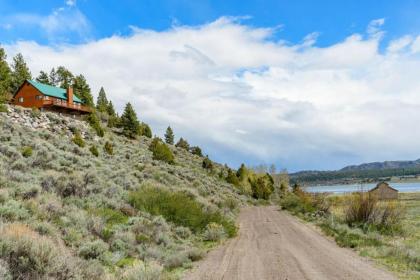 Scenic Panguitch Lake Cabin - image 6