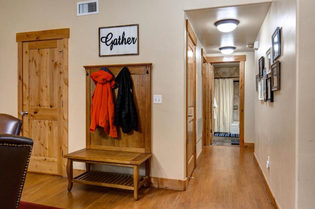 3BR Condo at Bear Hollow Village - image 3