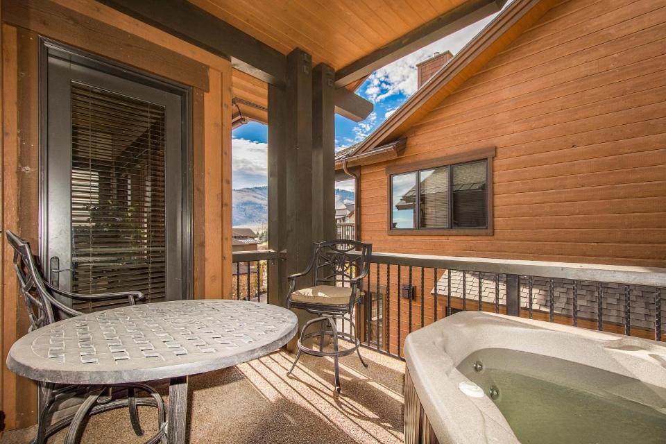 Park City Townhouse with Hot Tub and Luxury Amenities! - image 5