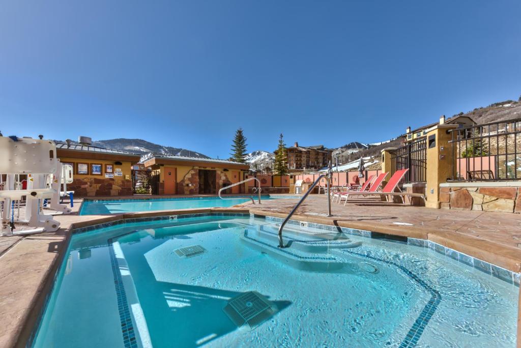 Sundial Lodge 1 Bedroom by Canyons Village Rentals - main image