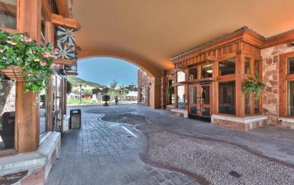 Sundial Lodge 1 Bedroom by Canyons Village Rentals - image 12