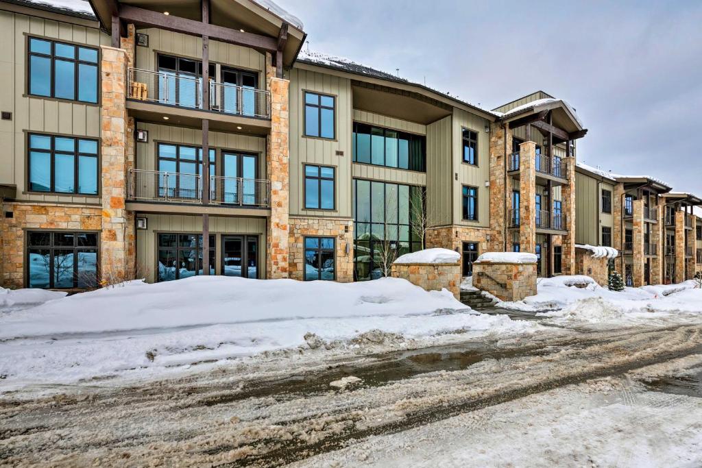 Luxe Park City Condo - Walk to Cabriolet Ski Lift! - image 3