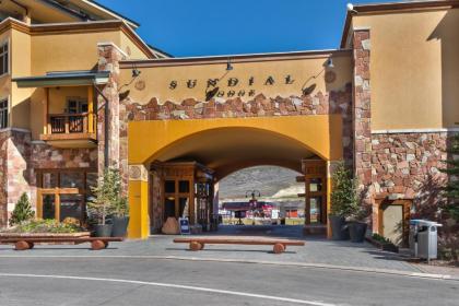 Sundial Lodge Superior 2 Bedroom by Canyons Village Rentals - image 10