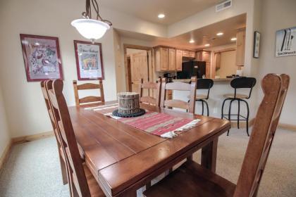 Fox Pointe Condo - image 14