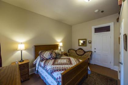 Grand Victorian Inn - image 11