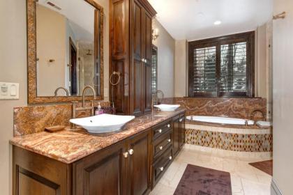 Deer Crest Mountain Villa - image 13