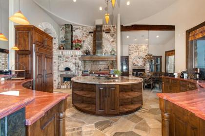 Deer Crest Mountain Villa - image 8