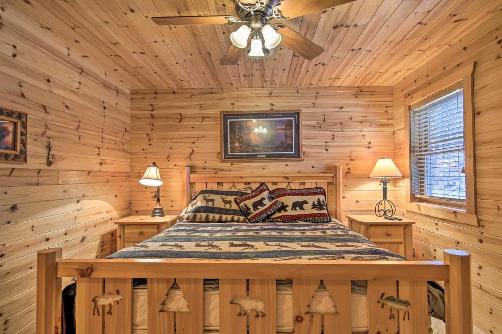 Waterfront Pike Lake Retreat Snowmobile Paradise - image 3