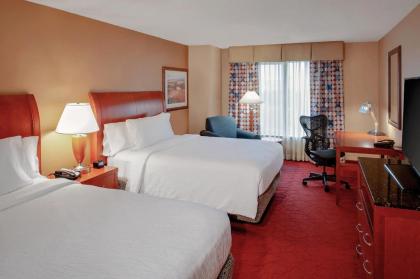 Hilton Garden Inn Chicago O'Hare Airport - image 6