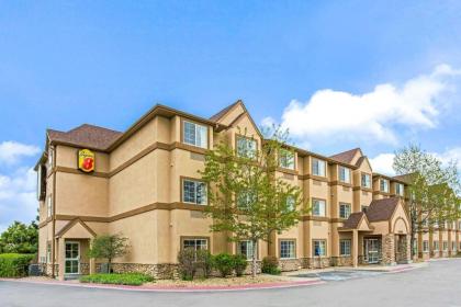 Super 8 by Wyndham Parker/SE Denver Area - image 14