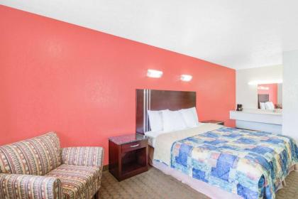 Travelodge by Wyndham Parkersburg - image 3