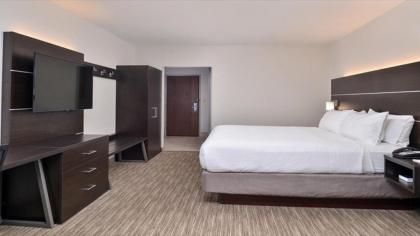 Holiday Inn Express & Suites - Parkersburg East an IHG Hotel - image 10