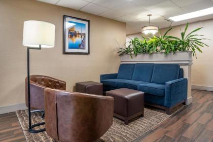 Comfort Inn Towson - image 13