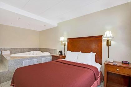 Travelodge by Wyndham Parsippany - image 13