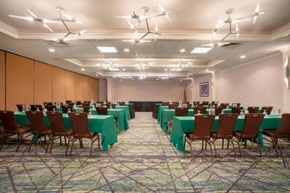 Holiday Inn Hotel & Suites Parsippany/Fairfield an IHG Hotel - image 17