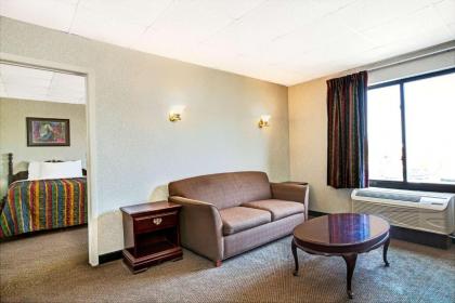 Days Inn by Wyndham Parsippany - image 13