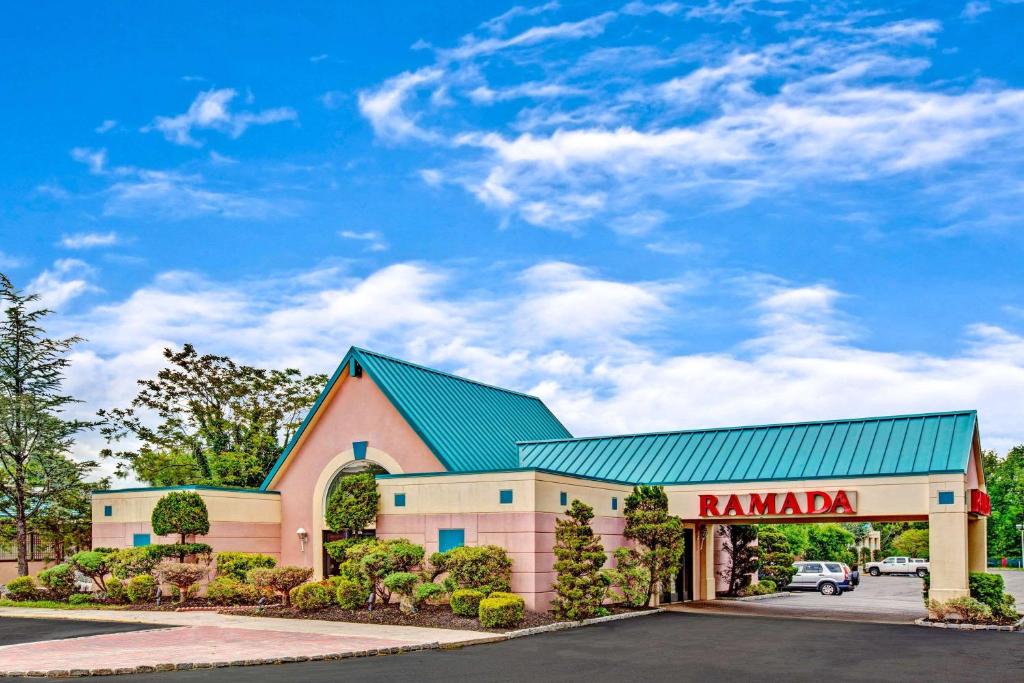 Ramada by Wyndham Parsippany - main image