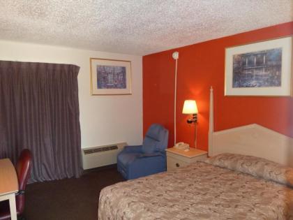 Canterbury Inn & Suites - image 14