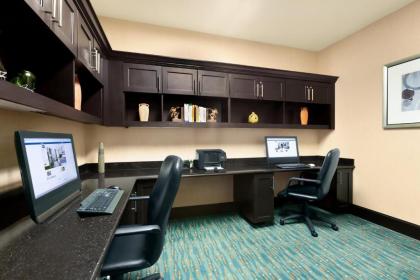 Hampton Inn and Suites Houston Pasadena - image 12