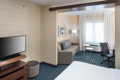 Fairfield Inn & Suites by Marriott Houston Pasadena - image 15