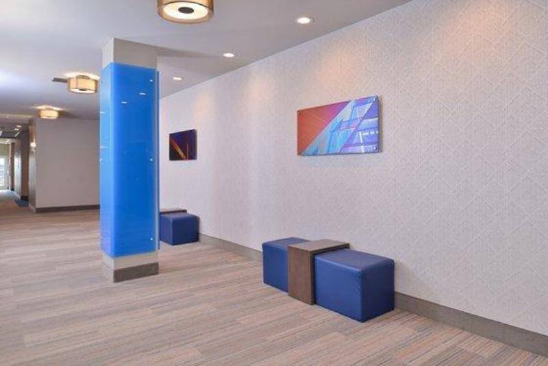 Holiday Inn Express & Suites HOUSTON E - PASADENA - image 3