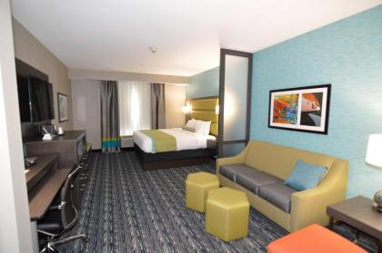 Best Western Plus Pasadena Inn & Suites - image 15