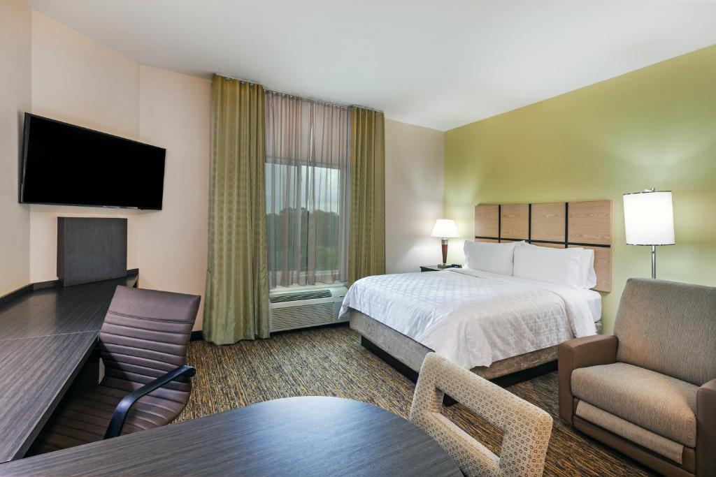 Candlewood Suites - Houston - Pasadena an IHG Hotel - image 3