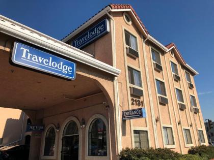 Travelodge by Wyndham Pasadena Central - image 9