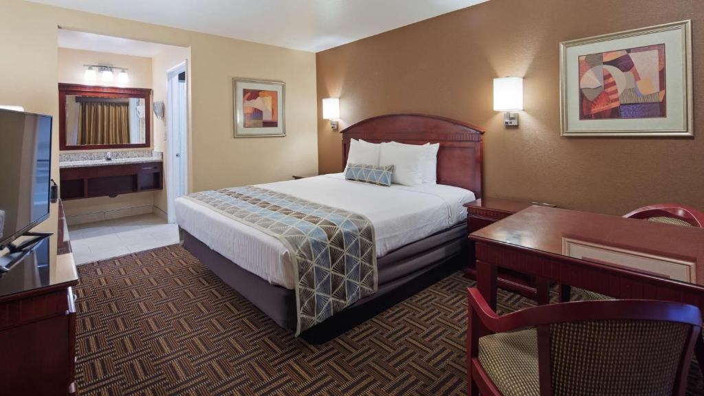 Best Western Pasadena Inn - image 6