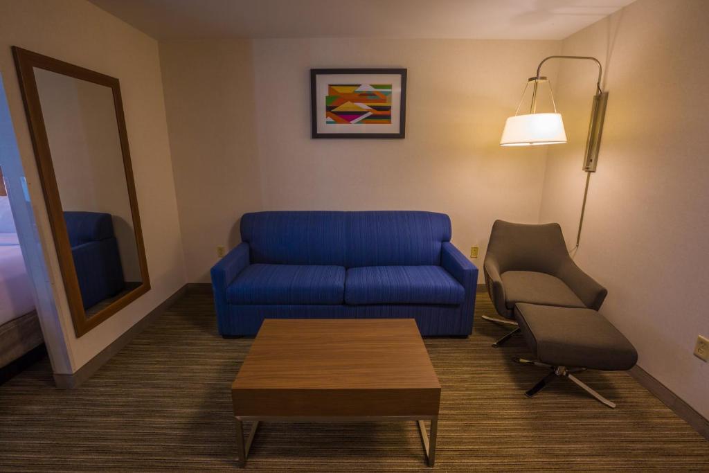 Holiday Inn Express Hotel & Suites Pasco-TriCities an IHG Hotel - image 6