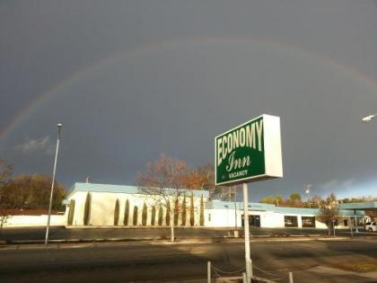 Economy Inn Paso Robles - image 3