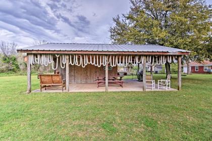 Cozy Pass Christian House with Porch Steps From Beach - image 15