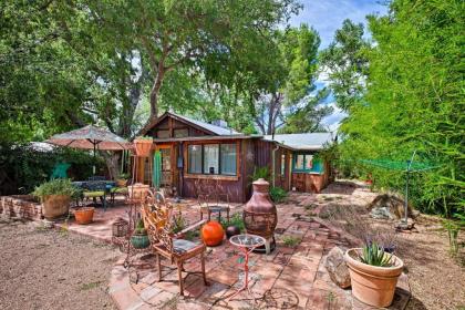 Patagonia Cottage with Patio and Yard Walk to Town! - image 9