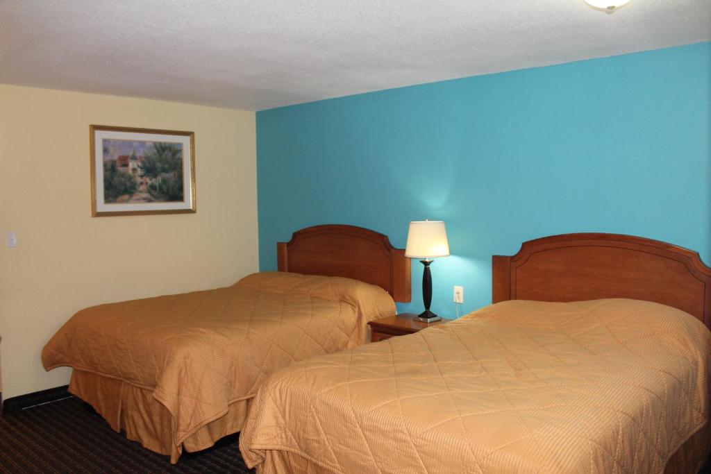 Economy Inn Express - image 6