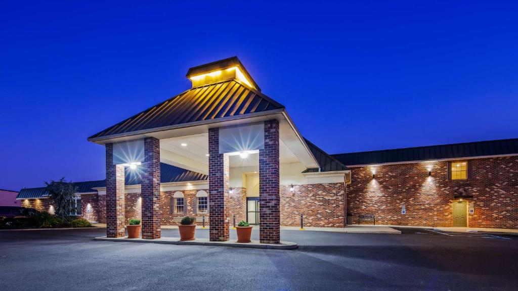 Best Western West Deptford Inn - main image